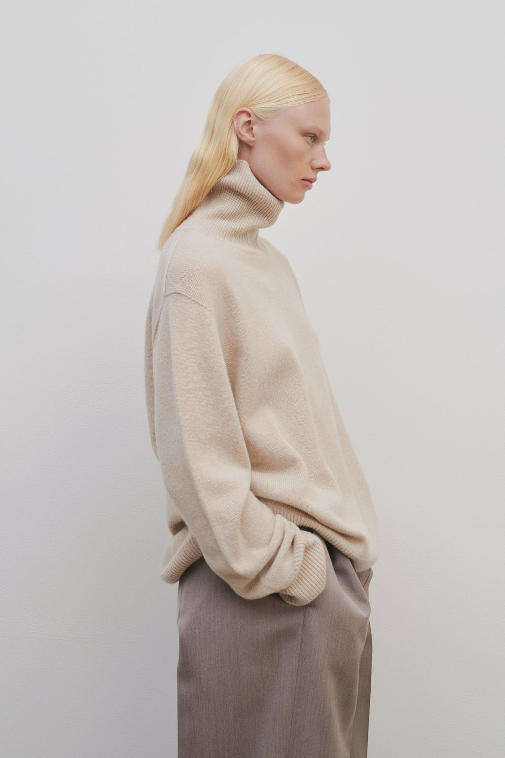 Luxury 100% Pure Wool Oversized Turtleneck Sweater | Premium High-Neck Chunky Knit