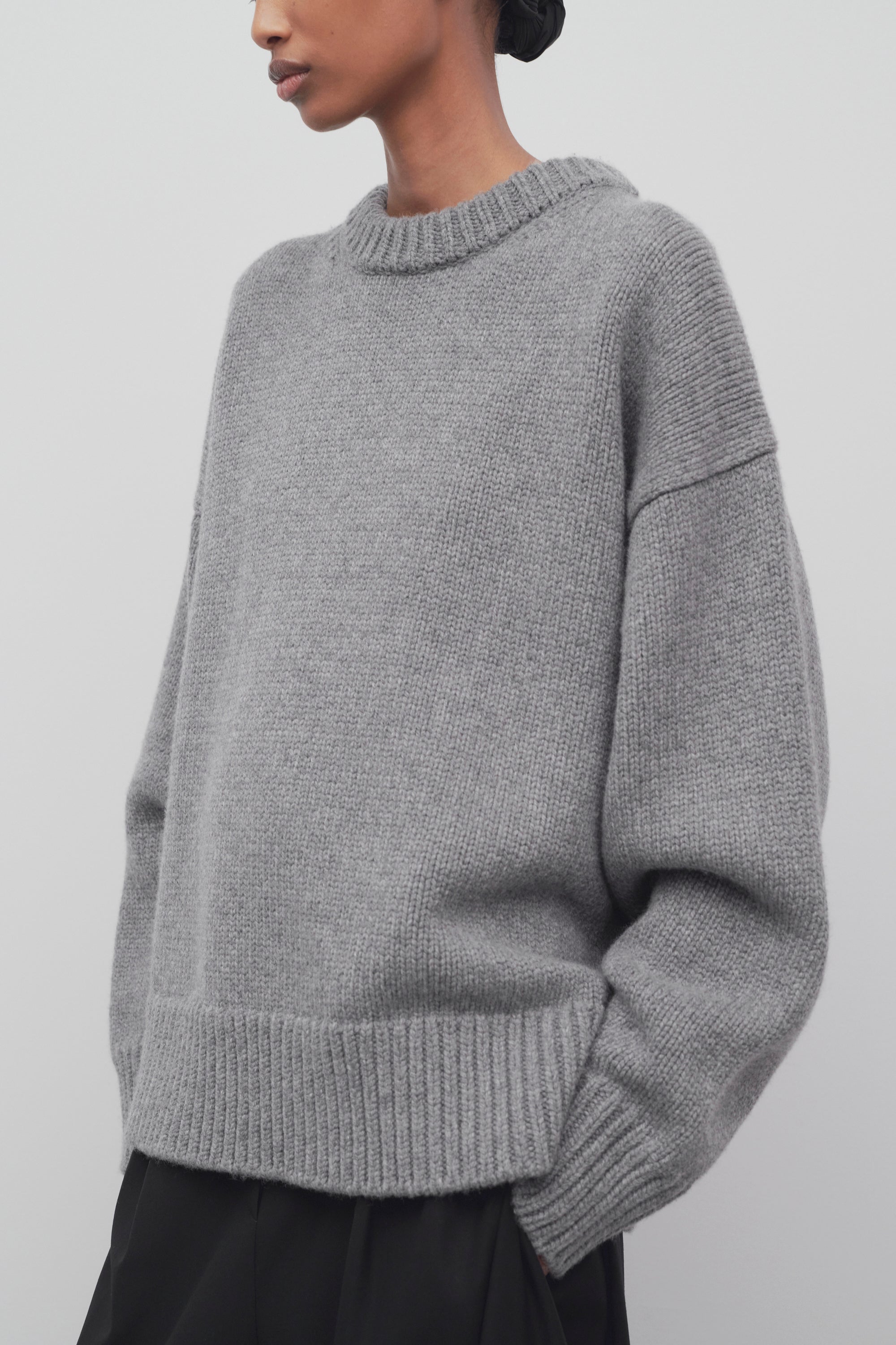 Essential 100% Pure Wool Oversized Crew Neck Sweater | Premium Chunky Knit Pullover