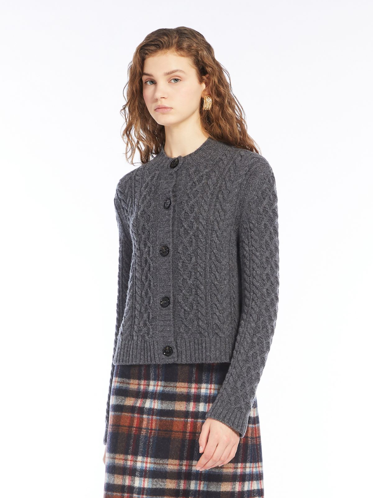 Luxury Wool-Cashmere Cable-Knit Cardigan | Classic Crew Neck Button-Down Sweater